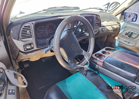 1996 Chevrolet Gmt-400 K1500 z USA, uszkodzony, nr VIN 2GCEK19R7T1103903